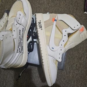 Off-White White and Cream Sneakers